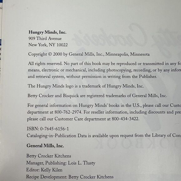 Y2K Betty Crocker First Edition Vintage Bisquick Spiral Hardcover Cookbook - Picture 10 of 12